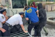 五夫白莲洛杉矶之后，纽约也乱了，超20人被捕